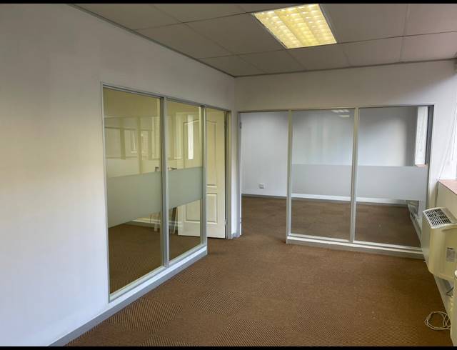 149M² OFFICE TO LET IN ROSEBANK
